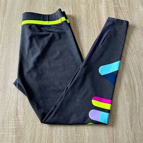 NWOT … FILA SPORT “Size: M” Live In Motion Leggings - Picture 2 of 5